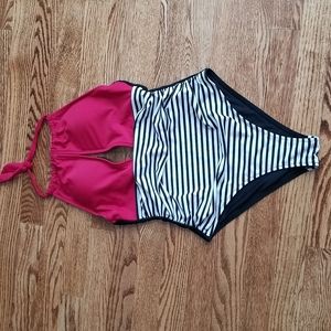 (S) Women's Halter Neck Cutout Ruched One Piece Swimsuit Beach Vacation Keyhole